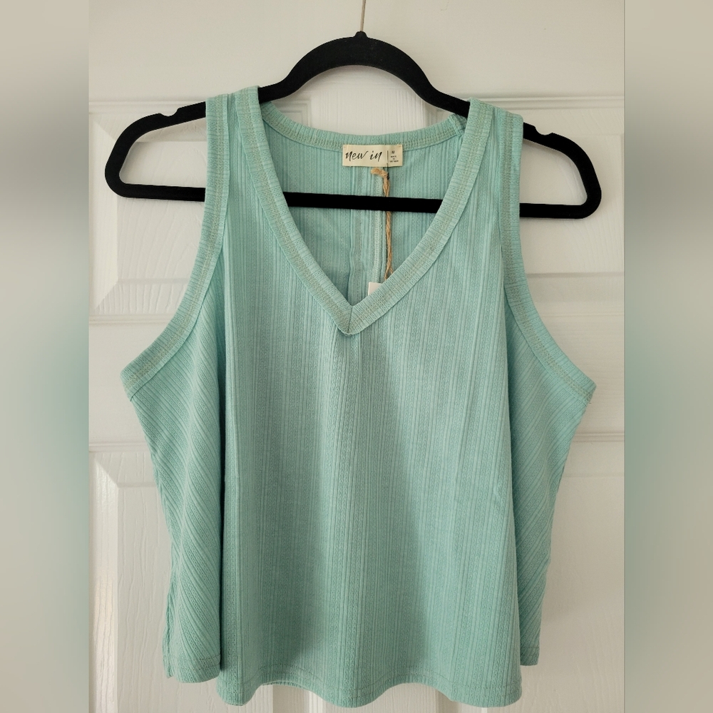 NWT New In Mint Green Tank Top Relaxed Fit